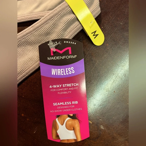 NWT Maidenform Wireless, Stretch, Seamless Rib Bra, Sandshell, M - Picture 7 of 7